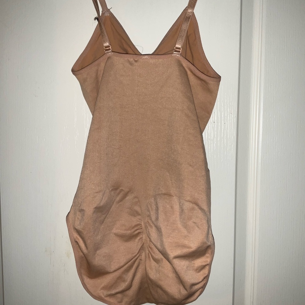 Shapewear - Picture 4 of 5
